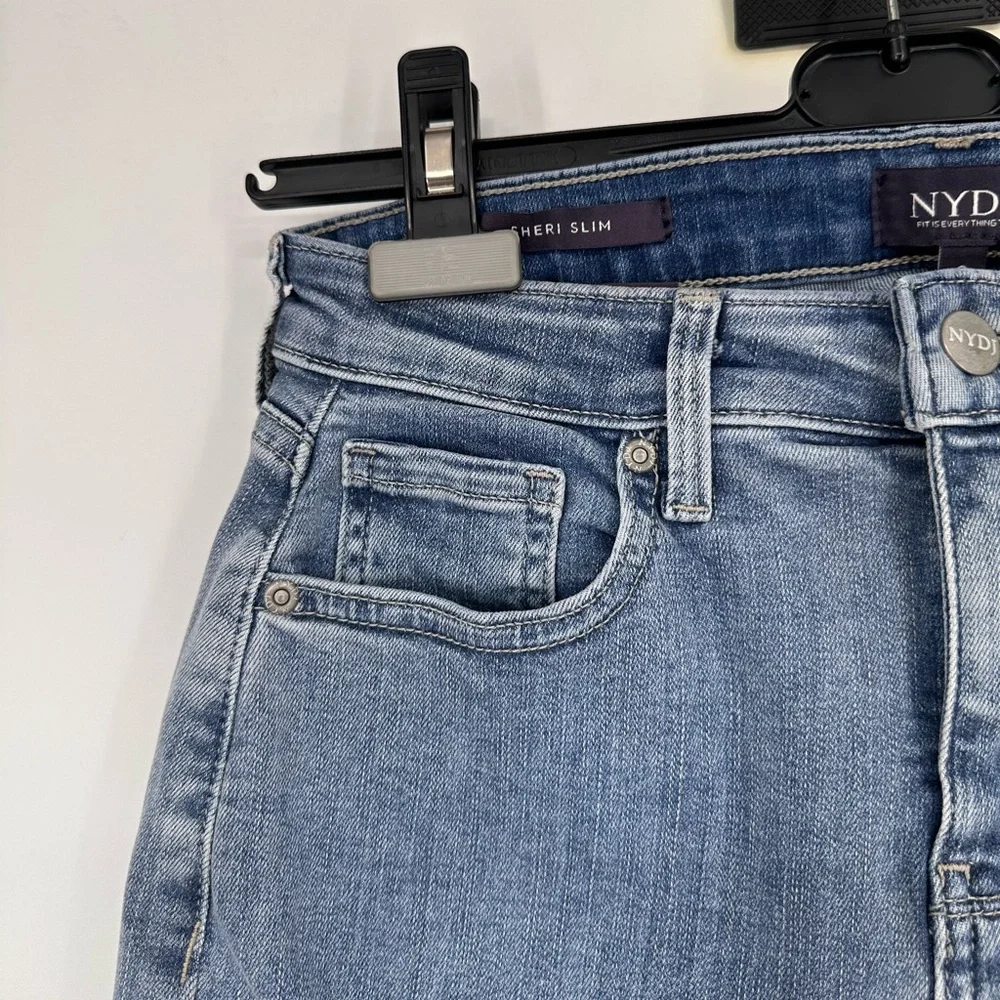 NYDJ Sheri Slim Jeans in Haley Wash size 0 NWT Stretch Pockets Medium Wash - Picture 5 of 14
